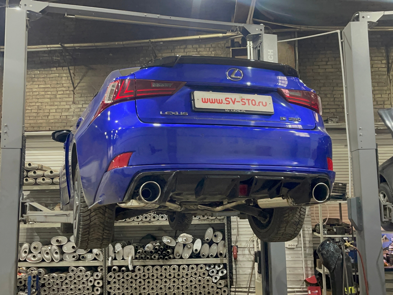 Управляемый выхлоп и трасса из нержавейки для Lexus IS 250